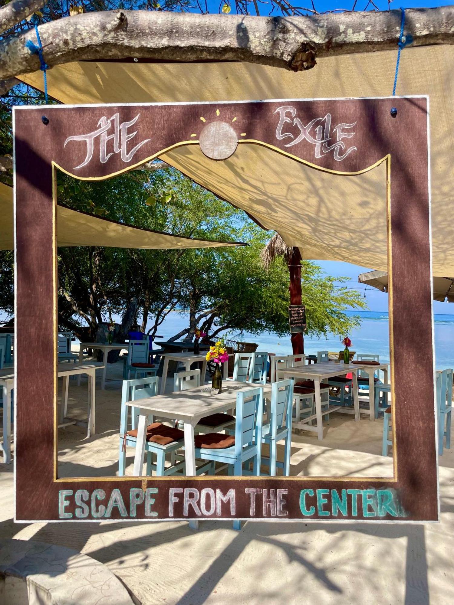 The Exile Sunsetpoint Hotel Gili Trawangan Kültér fotó
