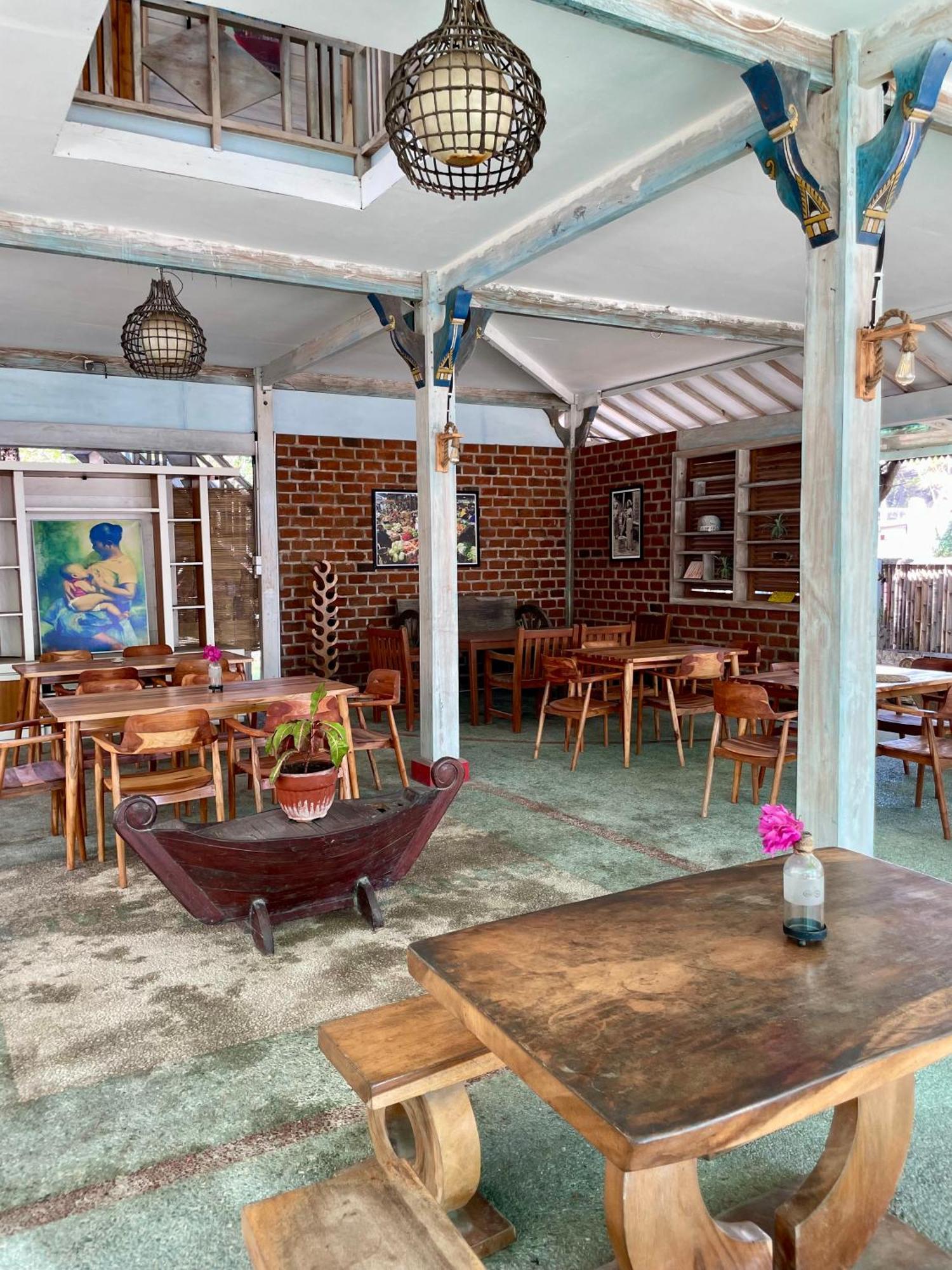 The Exile Sunsetpoint Hotel Gili Trawangan Kültér fotó